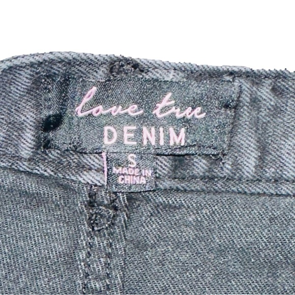 Love Tree Denim black high waist cheeky distressed shorts size Small✨ - Picture 2 of 7